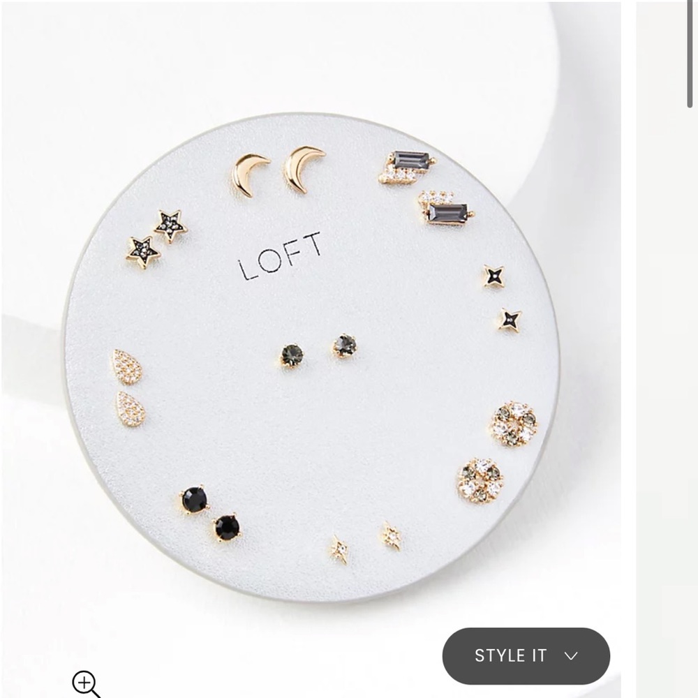 NWT ANN TAYLOR LOFT STAR SPARKLE STUD EARRING SET